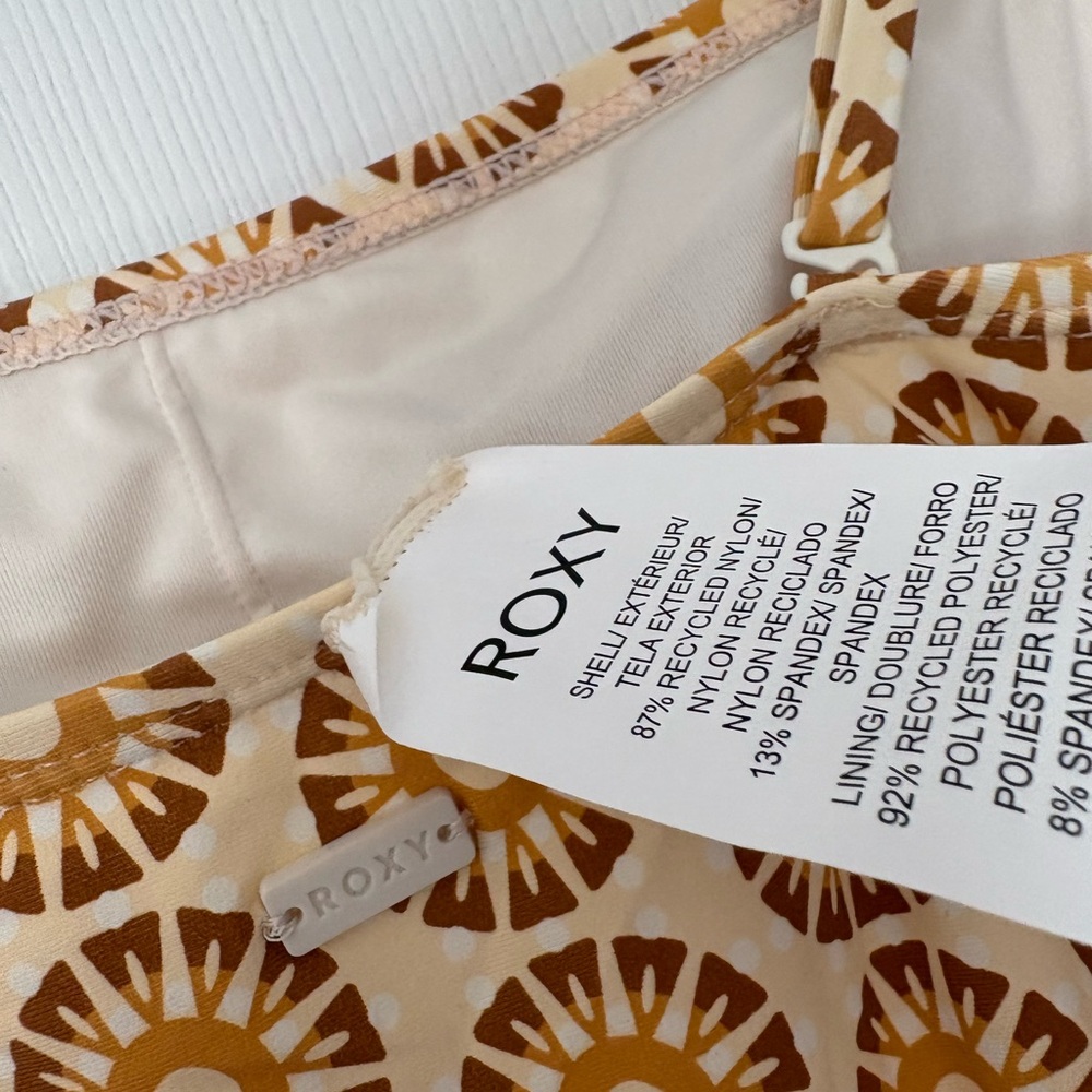 NWT Roxy Cream and Mustard Floral Medallion One-Piece Swimsuit - Picture 5 of 9